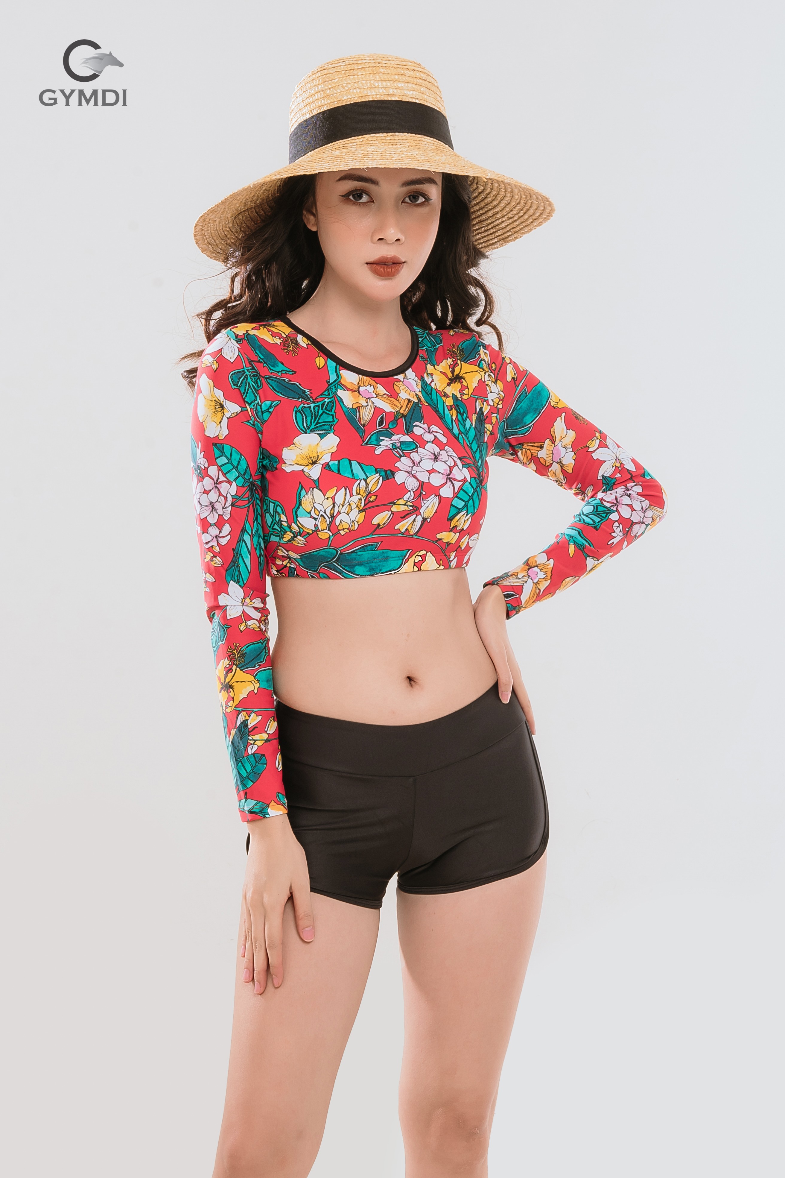 Áo Bơi Tay Dài Lưng Đan Dây – Thiết Kế Vừa Cá Tính Vừa Quyến Rũ