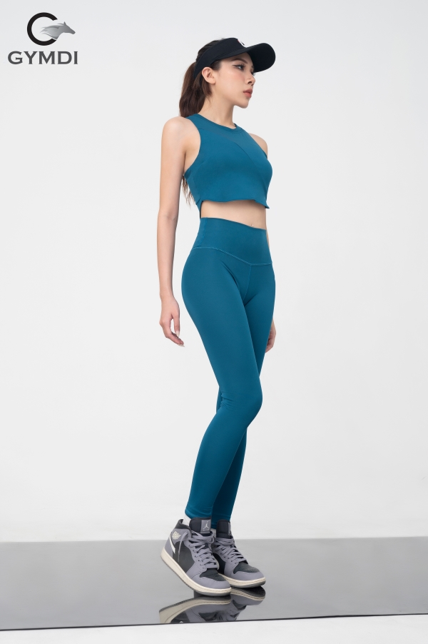 Bộ tập thể thao xanh lý