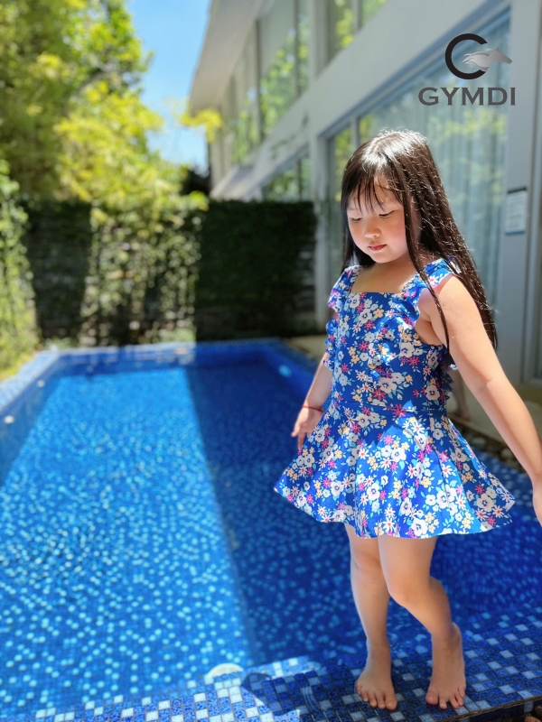 Bộ liền váy bé gái hoa xanh