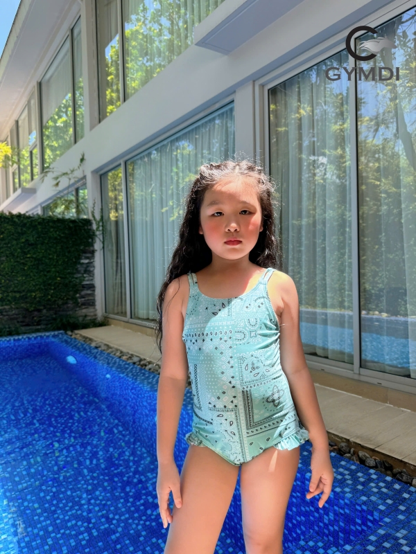 Bộ liền bé gái xanh dương
