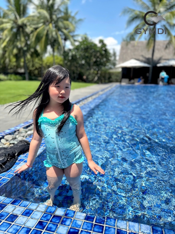 Bộ liền bé gái xanh