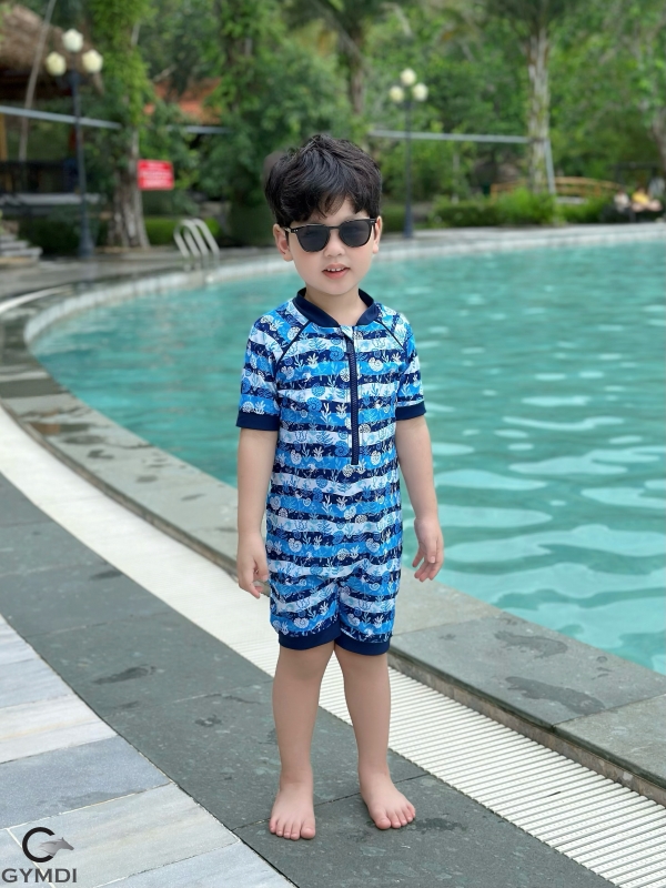 Bộ liền quần đùi bé trai cộc tay xanh