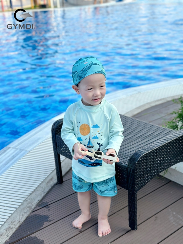 Bộ rời bé trai tay dài kèm mũ