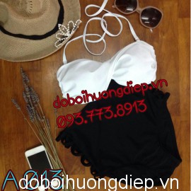 Bikini áo xoắn trắng - quần đan dây