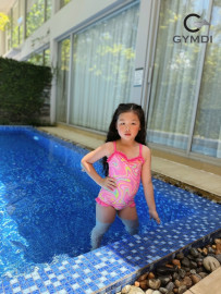 Bộ liền bé gái sóng nhiều màu