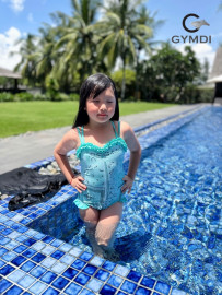 Bộ liền bé gái xanh