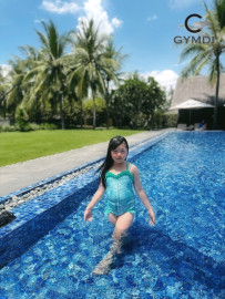Bộ liền bé gái xanh
