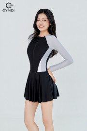 Bộ liền váy dài tay đen phối ghi
