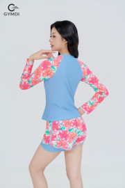 Bộ bơi dài tay quần đùi hai lớp xanh phối hoa