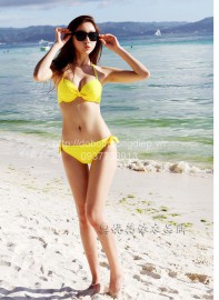 Bikini vàng chanh